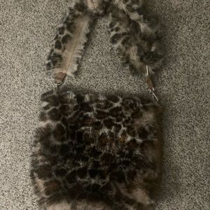 Grenn Pilot shearling leopard bag